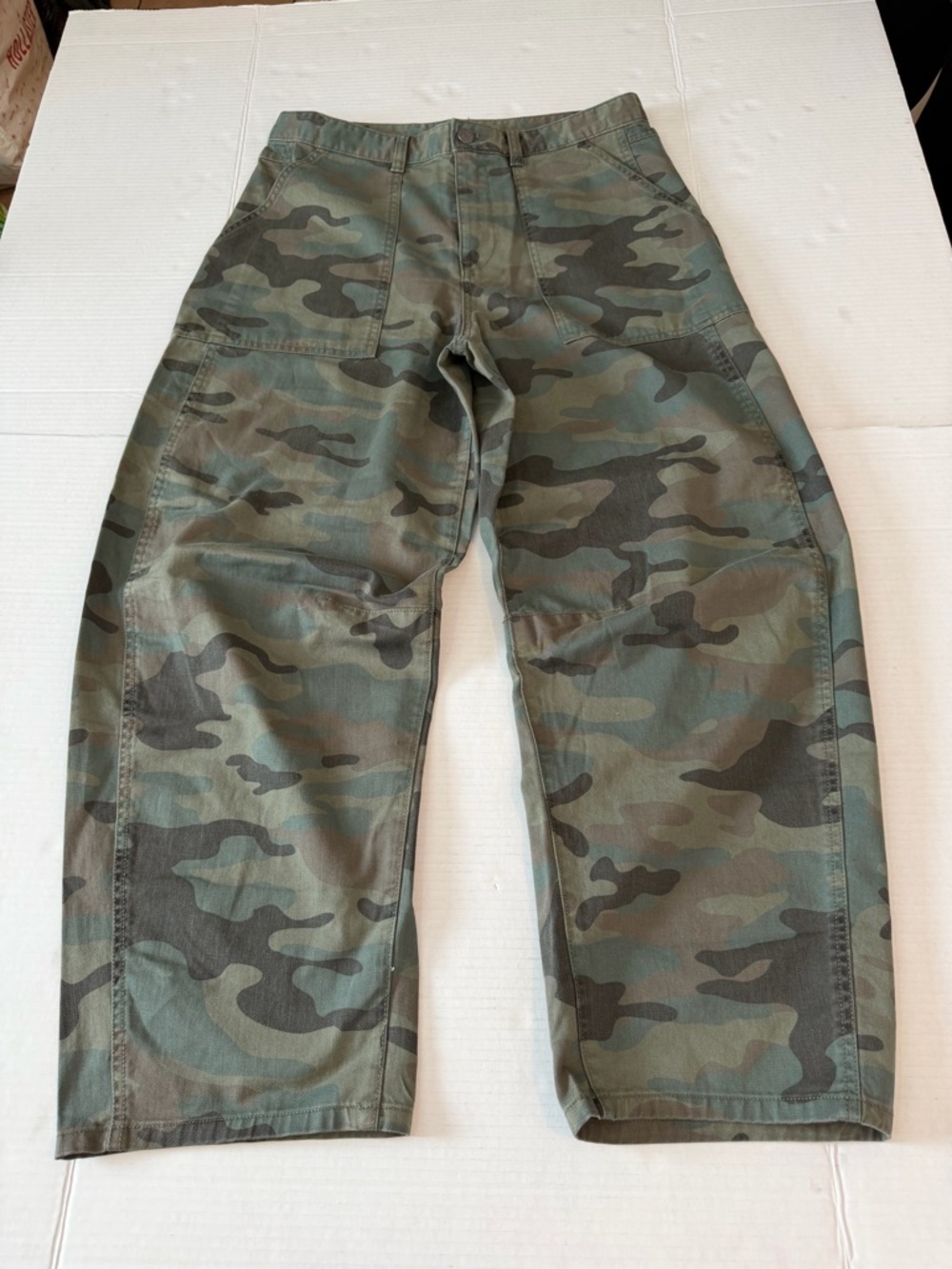 GAP Wide Leg Camo Utility Pants - Olive Green & Dark Green